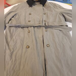 Gray London Fog trench coat size 44 long